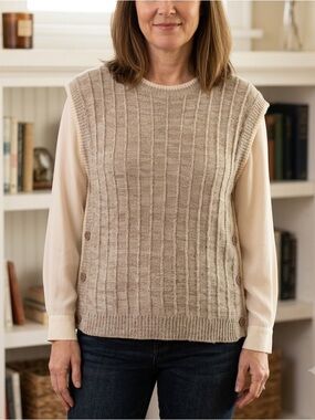 Vintage Jaclyn Smith Womens M Cable Knit Open Button Side Sweater Vest Cream